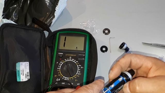 Многооборотные резисторы 100 Ком и крутилки к ним.