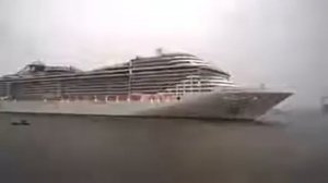 Крутой звуковой сигнал круизного лайнера