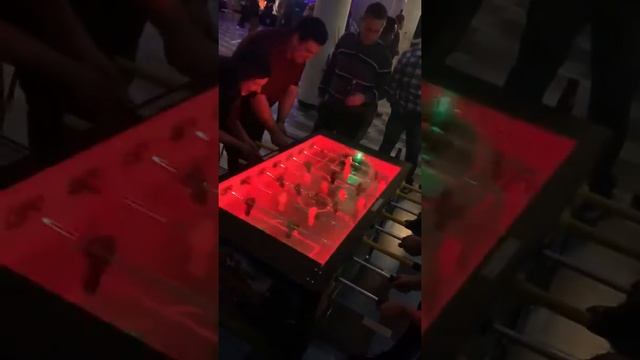 World Tour Foosball Arcade (Crapule et Malcommode) смотреть онлайн