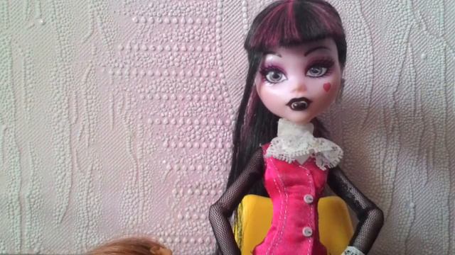 Monster High | "НОВОСТИ" | "КТО ЖЕ ТАМ? смотреть онлайн
