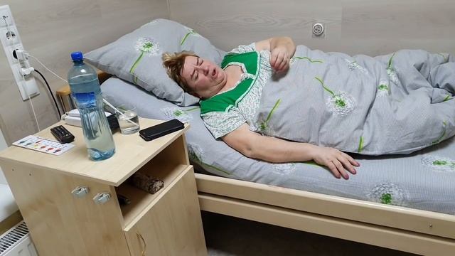 Проведали Надю в больнице