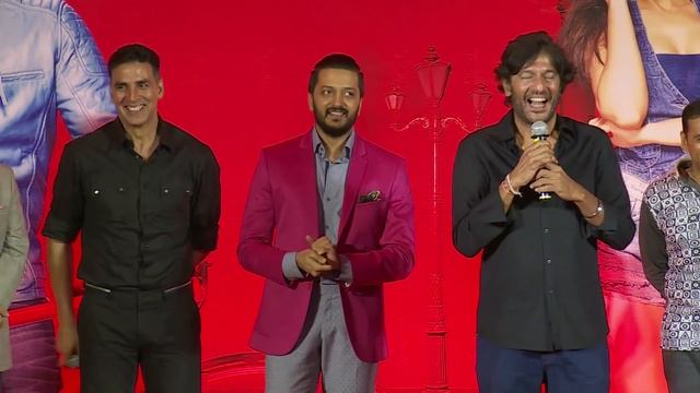 Askshay Kumar Makes FUN Of Banned Film UDTA PUNJAB In Public смотреть онлайн