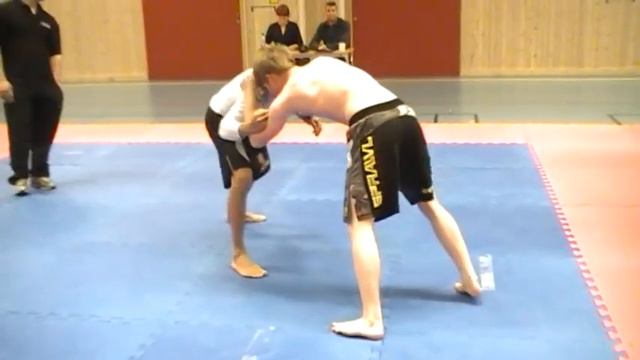 Alexander Andersson (Norrtälje MMA) SGL 2011 смотреть онлайн