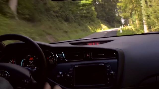 Kia Pro Ceed GT - Drivers Passion смотреть онлайн