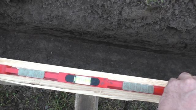 5. Дом своими руками, день третий, опалубка фундамента, косячим дальше смотреть онлайн