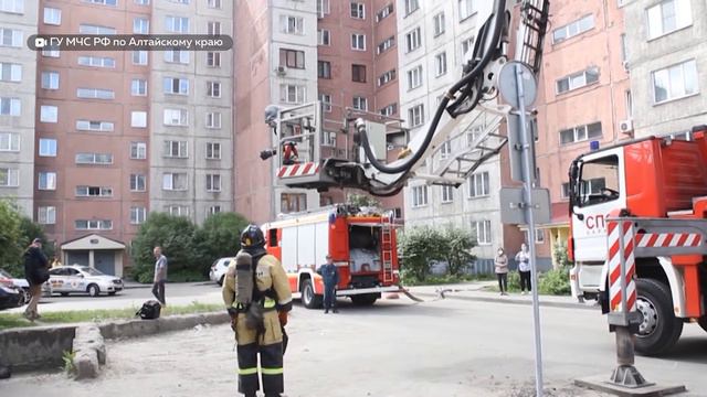 Парковок станет меньше: барнаульских дворах могут появиться площадки для проезда спецтехники смотреть онлайн