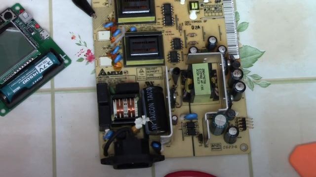 Ремонт монитора ViewSonic ve920m со встроенными колонками. Идет снег. смотреть онлайн