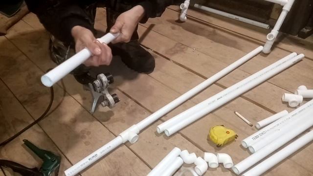 Как сделать напольную вешалку для одежды.How to make a floor hanger for clothes. смотреть онлайн