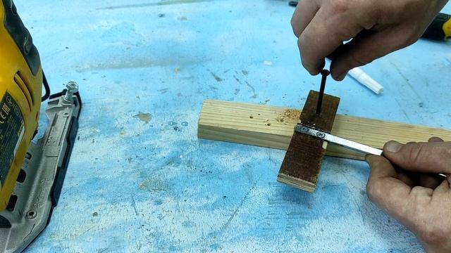 МАЛО КТО ЗНАЕТ о такой возможности лобзика! Отличная идея своими руками! смотреть онлайн