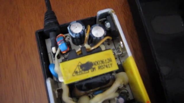 Ремонт мерцающего монитора Samsung 971p. Мерцает экран. Ремонт блока питания монитора. Не включается