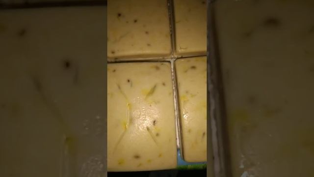 Эшвегерское мыло с соцветием календулы. смотреть онлайн