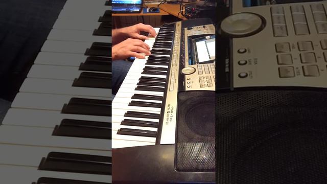 Chcę tu zostać - Yamaha PSR 740 (demo) смотреть онлайн