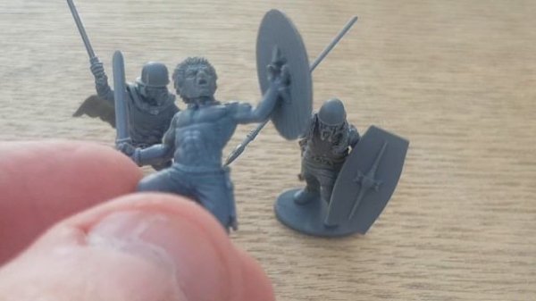 A guide to 28mm Plastic Gauls and Celts. Victrix and Warlord Games