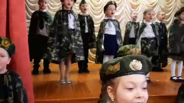 Музыкальное поздравление с 23 февраля от учащихся Межисетской средней школы смотреть онлайн