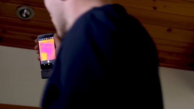Identifying Leaks on the Roof with the FLIR ONE Pro Thermal Camera смотреть онлайн