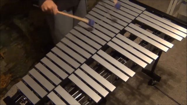'Jingle Bells' Improv Jazz Vibraphone Solo смотреть онлайн