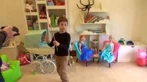 Яйца ЧЕЛЛЕНДЖ найти в доме 10 Snickers Mars M&M's яиц Мальчики против девочек Огромные шоколадные