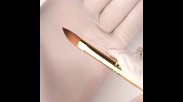 Маникюрная кисть из меха колонка для моделирования акрилом 8К-А смотреть онлайн