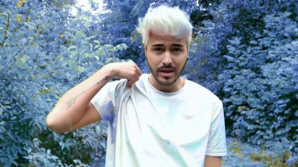 Queen of Mean (From "Descendants 3") Male Version – Aquamarin