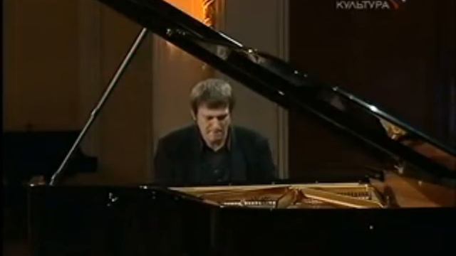 Boris Berezovsky Plays Medtner - 