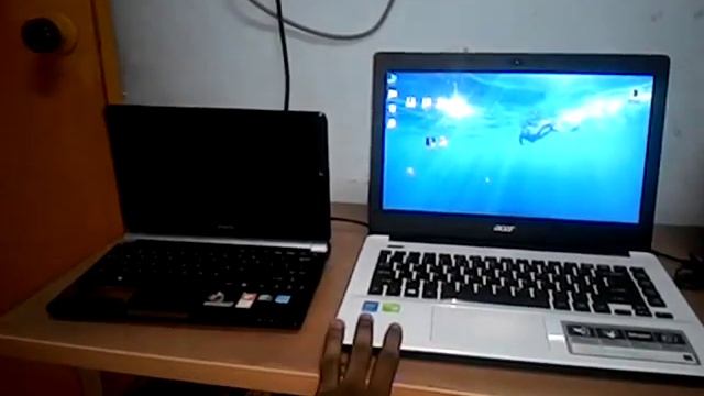 MOOC-COMPARISON ACER ASPIRE E14 AND MSI U160DX смотреть онлайн