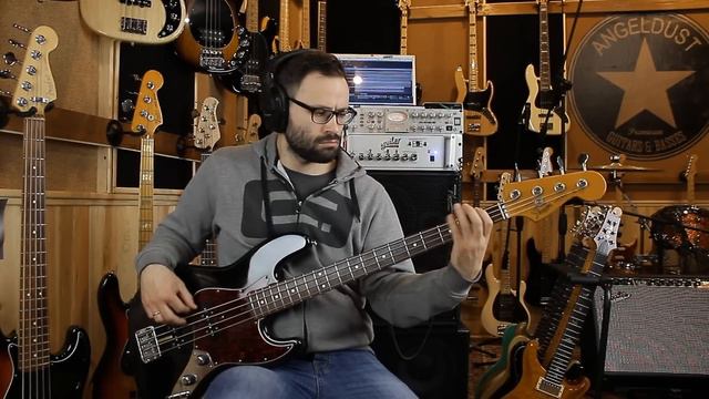 Fender Jazz Bass American Vintage Reissue '62 Black | fb.com/angeldust.guitars смотреть онлайн