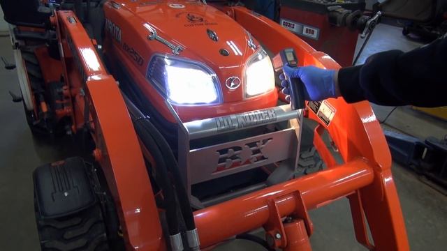 Kubota BX25D LED Headlight Mod смотреть онлайн