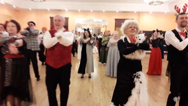 08/01/2023_Новогодний бал-маскарад в ЦДКЖ_2023_танцы_new year's masquerade ball_dance смотреть онлайн