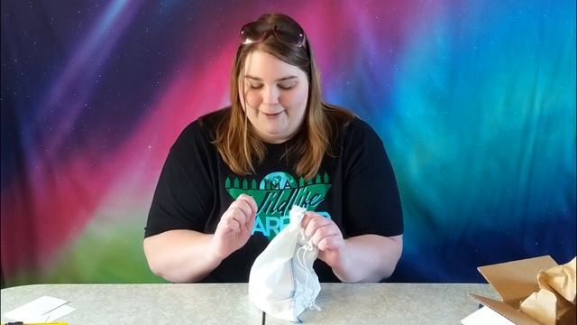 Beautiful Snake Unboxing | Ball Python Morph смотреть онлайн