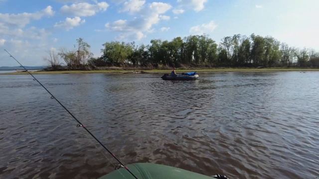 Три дня на реке Амур День 1-й Калуга реликтовая рыба или звуки природы. смотреть онлайн