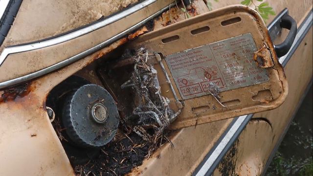 Найден 123-й «Мерс» простоявший 25 лет в сельской местности. смотреть онлайн