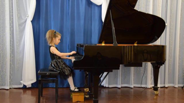 Пьяных Анна, 7 лет, Хабаровск, И.Беркович Этюд на тему Н.Паганини смотреть онлайн