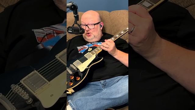 My New Epiphone Les Paul! 🎸🤘👀 смотреть онлайн