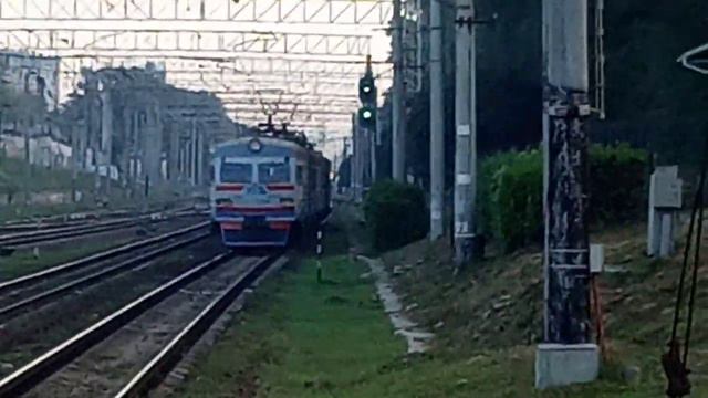"по 2 зелёным" эр9м-538 6070 тарасовска-киев ст.киев-волинский смотреть онлайн