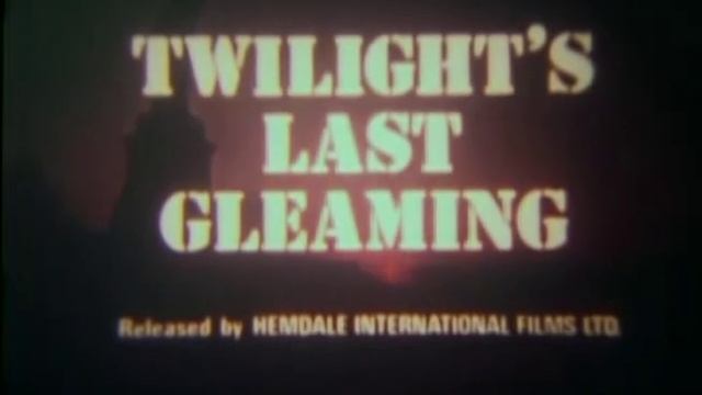 Twilight's Last Gleaming trailers смотреть онлайн