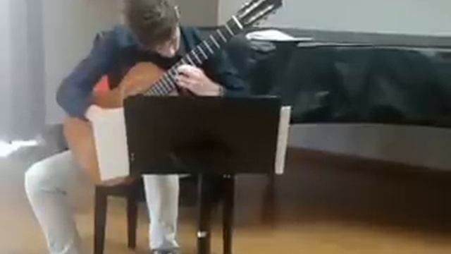 Sonata in Do maggiore PAGANINI, Preludio n°1 VILLA LOBOS смотреть онлайн