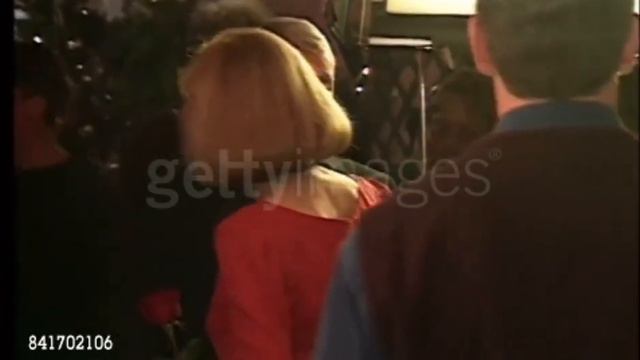 Frank Sinatra behind the camera in 'Young At Heart' (Rare Video). смотреть онлайн