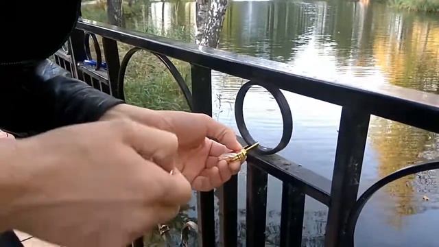 КАК ВЕШАТЬ ЗАМОК смотреть онлайн