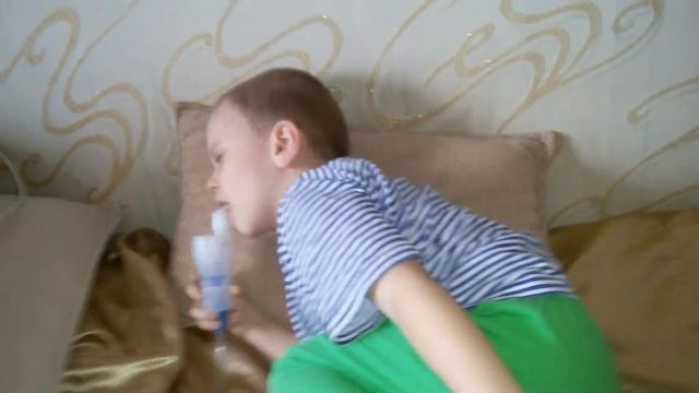 Заставляем делать ингаляцию! смотреть онлайн