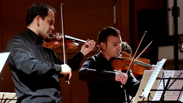 Mozart Serenata Notturna No 6 K 239 3 Quarto Quartet смотреть онлайн