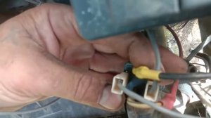 постоянно работает вентилятор охлаждения