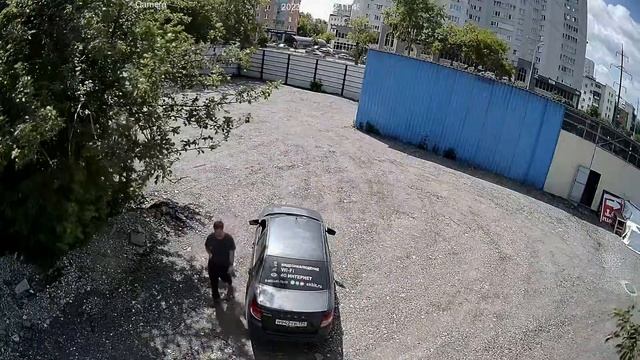 Тест 2 mp IP камеры с картой памятиSatvision SVI-D223A SD SL v2.0 2Mpix 2.8mm смотреть онлайн