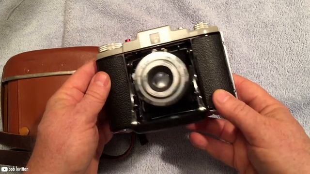 Cheapest Medium Format Cameras! смотреть онлайн
