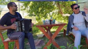 А я милого узнаю по походке. Гармонь!!!