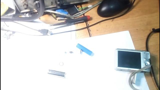 Li-ion 14500 замість батарейок AA в стару фотокамеру смотреть онлайн