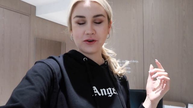 VLOG: СЛОМАЛА СВОЙ MacBook Pro 16inc ? ? | ОБЗОР НОВОГО MacBook Air на процессоре M1 смотреть онлайн