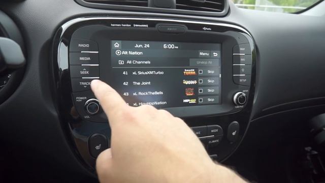 2018 Kia Soul Turbo // Comfy, Practical, Turbolicious... смотреть онлайн