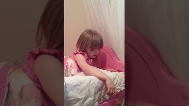 Девочка рассказывает стишки смотреть онлайн