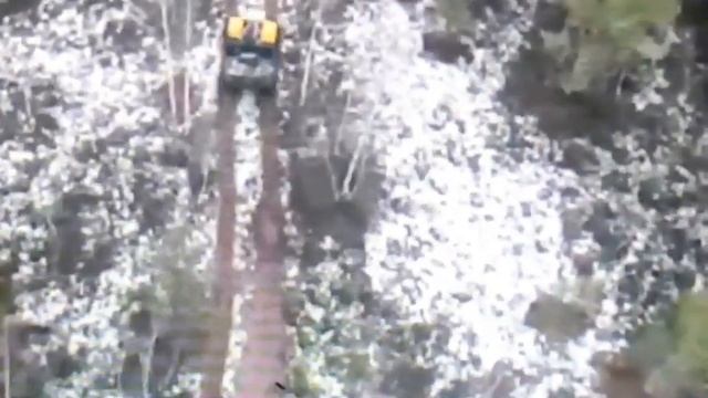 Влад Бахов.Видео было заранее снято где останки. Ведет съёмку Жухарев со своим другом смотреть онлайн