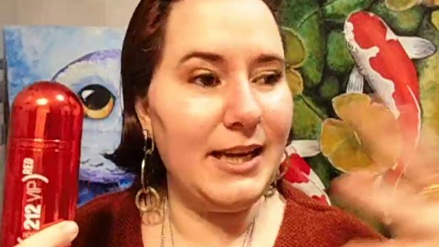 212 VIP ROSE RED CAROLINA HERRERA reseña de perfume смотреть онлайн